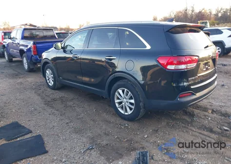 2016 Kia Sorento 2.4L Lx z USA, uszkodzony, nr VIN 5XYPGDA36GG046138